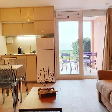Cosy T2 Refait A Neuf Climatise, Vue Mer Avec Terrasse Et Jardin, Wifi Piscine Tennis Et Parking Sete Exterior photo