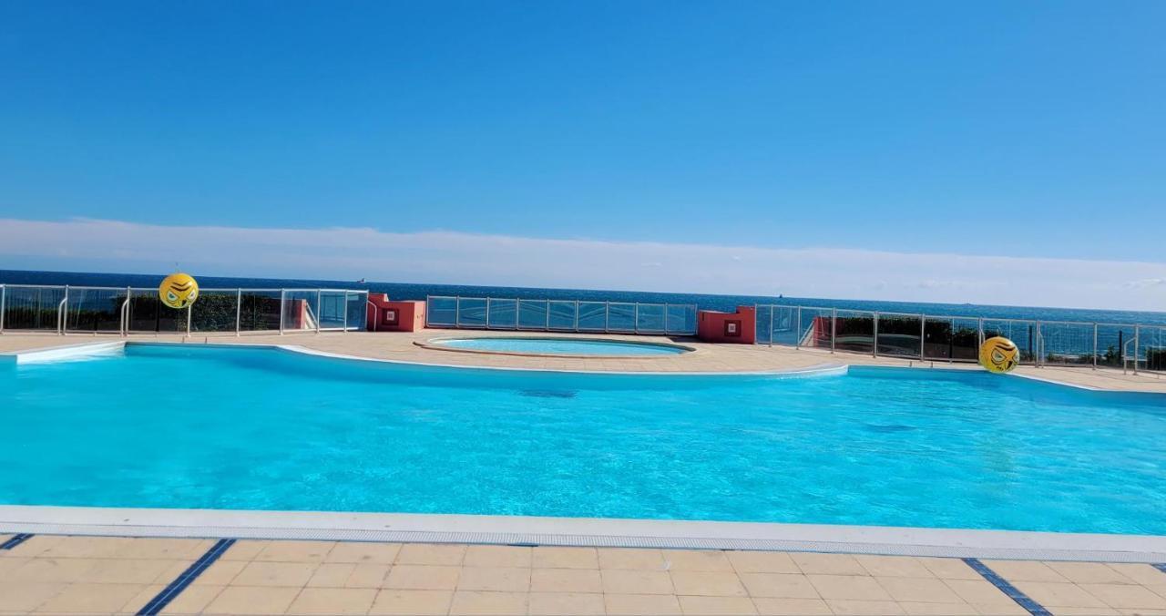 Cosy T2 Refait A Neuf Climatise, Vue Avec Terrasse Et Jardin, Wifi Piscine Tennis Et Parking *